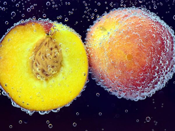 PESCHE: PROPRIETÀ, BENEFICI E RICETTE