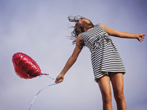 SISTEMA IMMUNITARIO DEBOLE? QUALI I SINTOMI? ECCO COME RAFFORZARE LE DIFESE