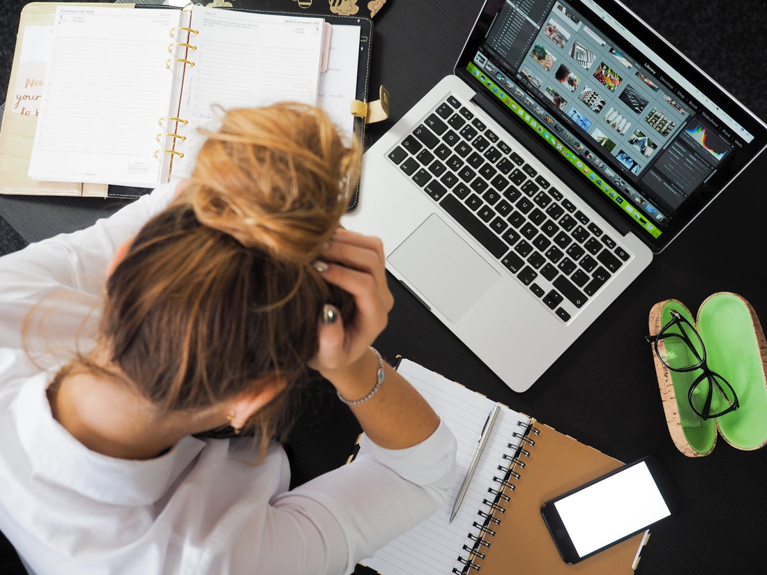 Stress, sintomi e cause: come riconoscerlo e come combatterlo