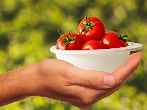 Quali vitamine prendere in primavera? Ecco le più utili per la stanchezza e per il cambio di stagione